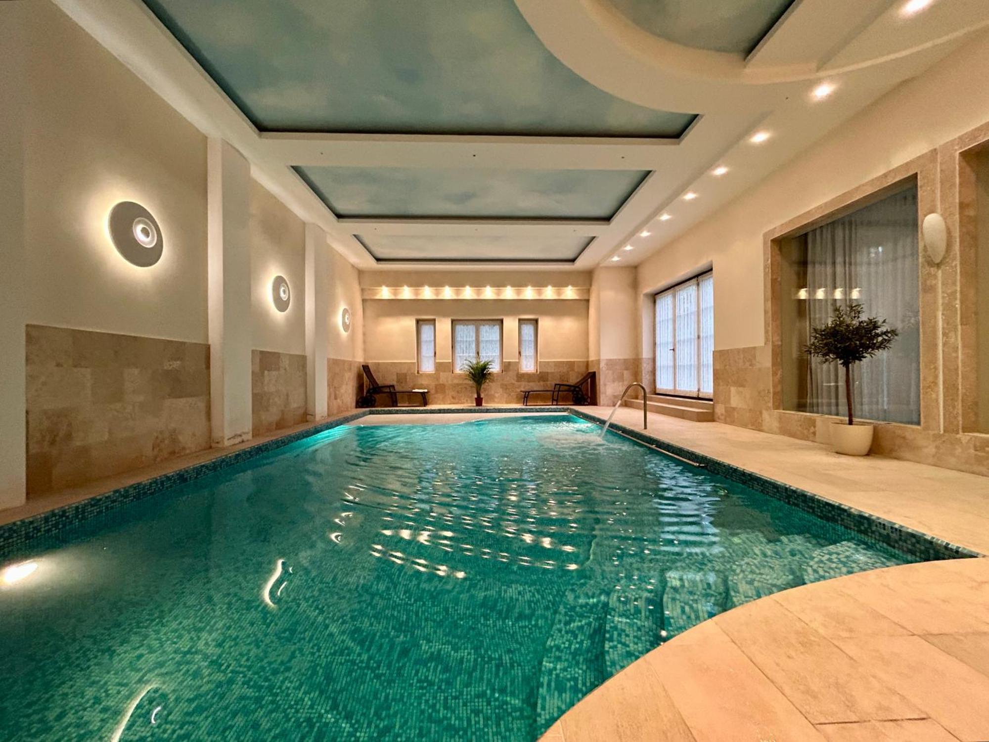 Luxury Villa Indoor Pool Warsaw Magdalenka Eksteriør billede